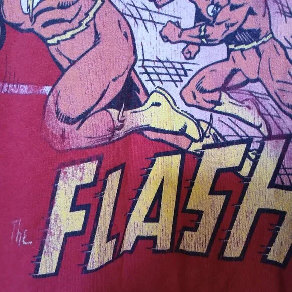 5/$25 Dc Comics Red Flash Graphic T-Shirt Size XL - Picture 4 of 6
